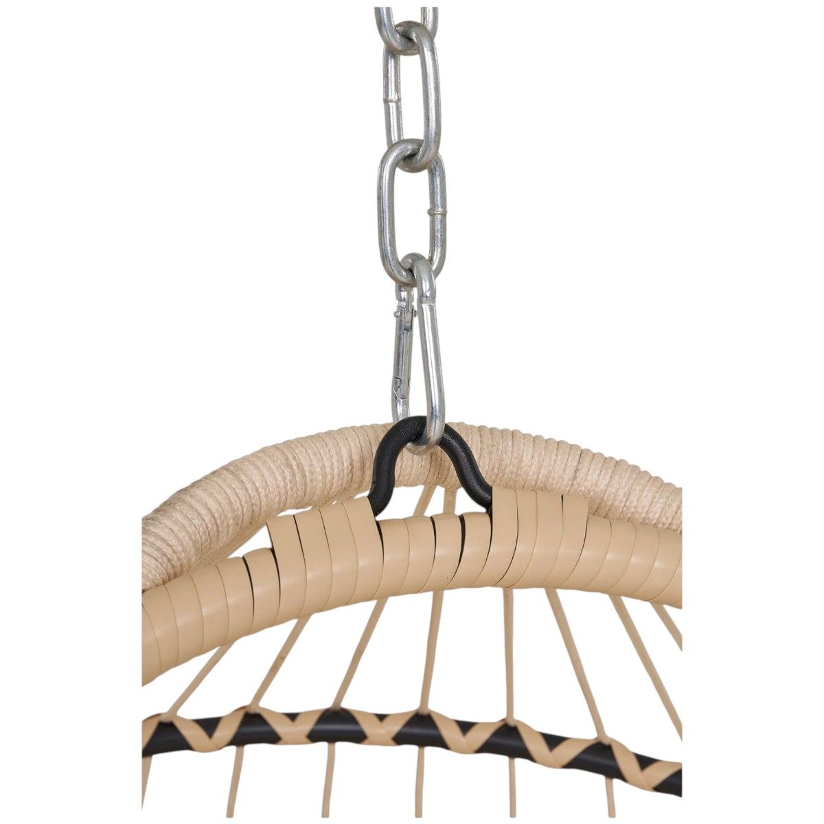 Patras hengestol ute – natur | House Nordic